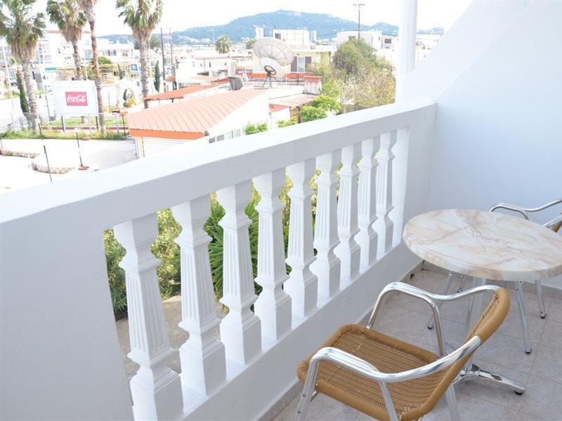 Iatridis Studios Faliraki (Adults Only) Luaran gambar